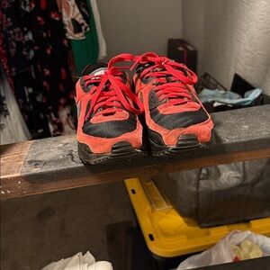 Nike Kids Black and Red Sneakers